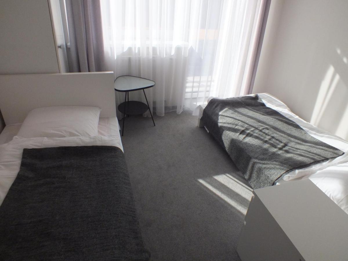 Pawilon Sportowo Turystyczny Kalwarianka Hostel Kalwaria Zebrzydowska Ruang foto