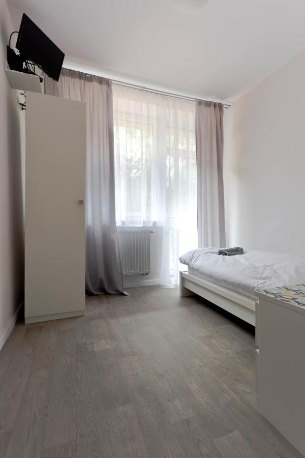 Pawilon Sportowo Turystyczny Kalwarianka Hostel Kalwaria Zebrzydowska Bagian luar foto