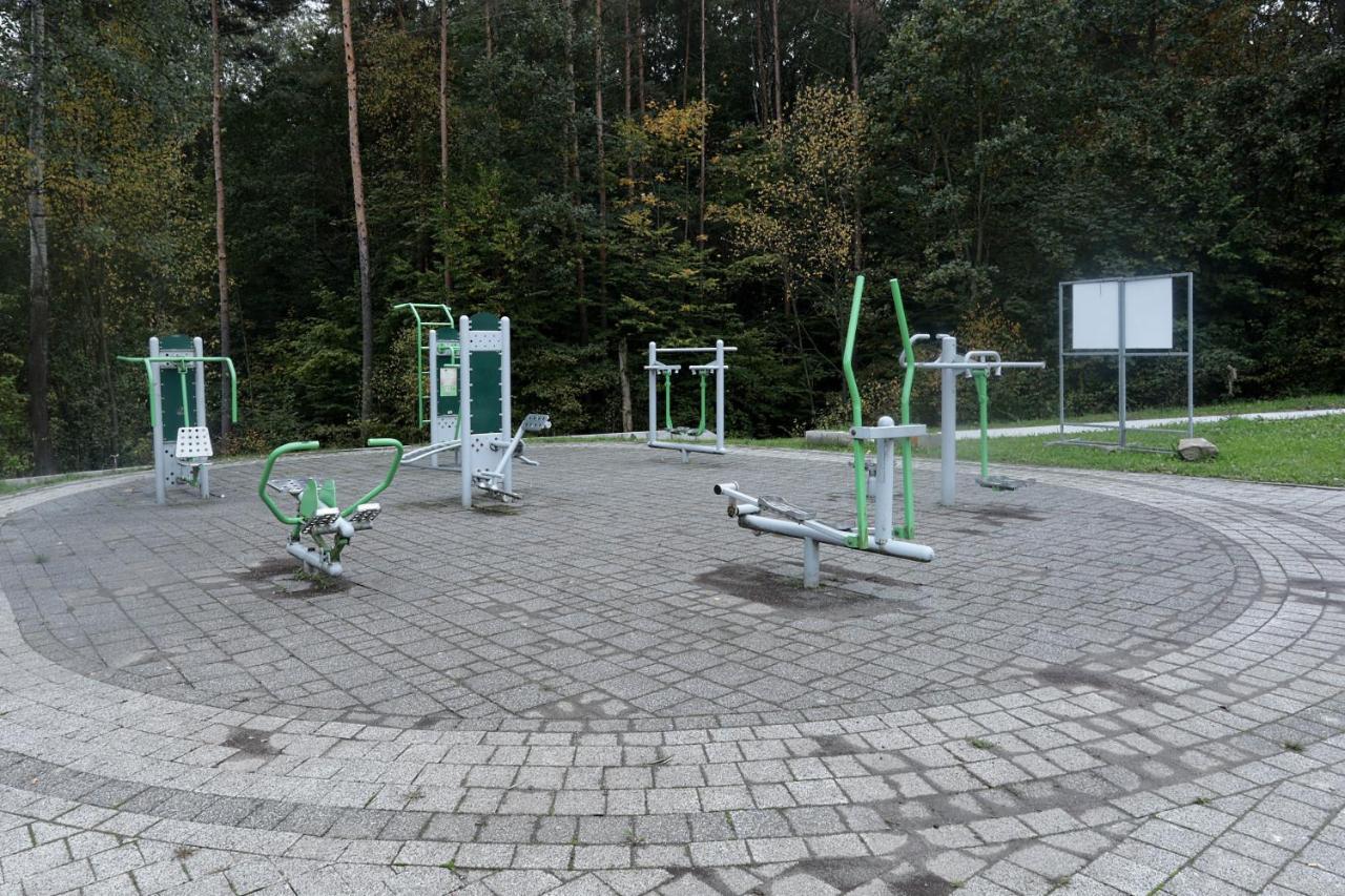 Pawilon Sportowo Turystyczny Kalwarianka Hostel Kalwaria Zebrzydowska Bagian luar foto